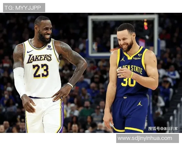 2016年勇士与开拓者常规赛精彩对决回顾与分析